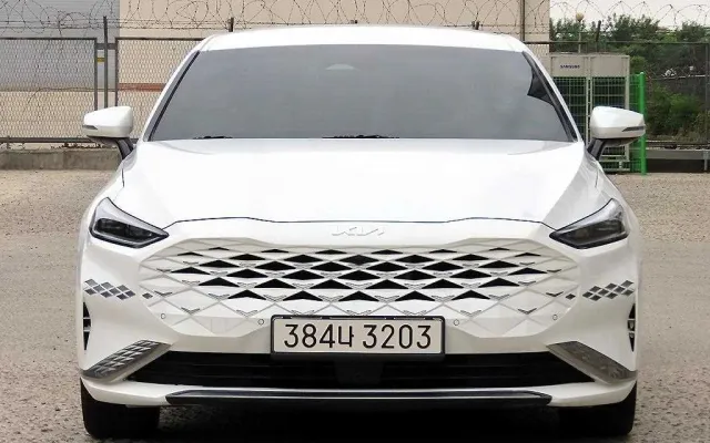 중고차매매 K8 하이브리드 노블레스 매물 사진 2 - 2022/07 118,137km